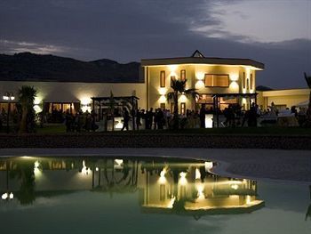 Desusino Park Village & Hotel Butera Exterior foto